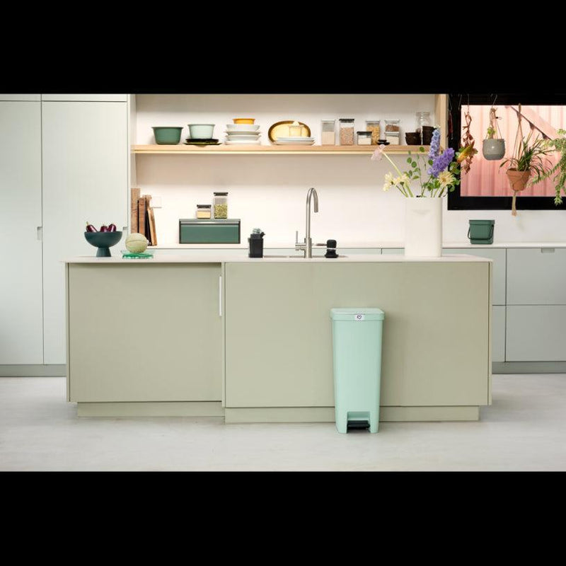 Brabantia StepUp pedaalemmer 40 liter Jade Green (7087408873648)