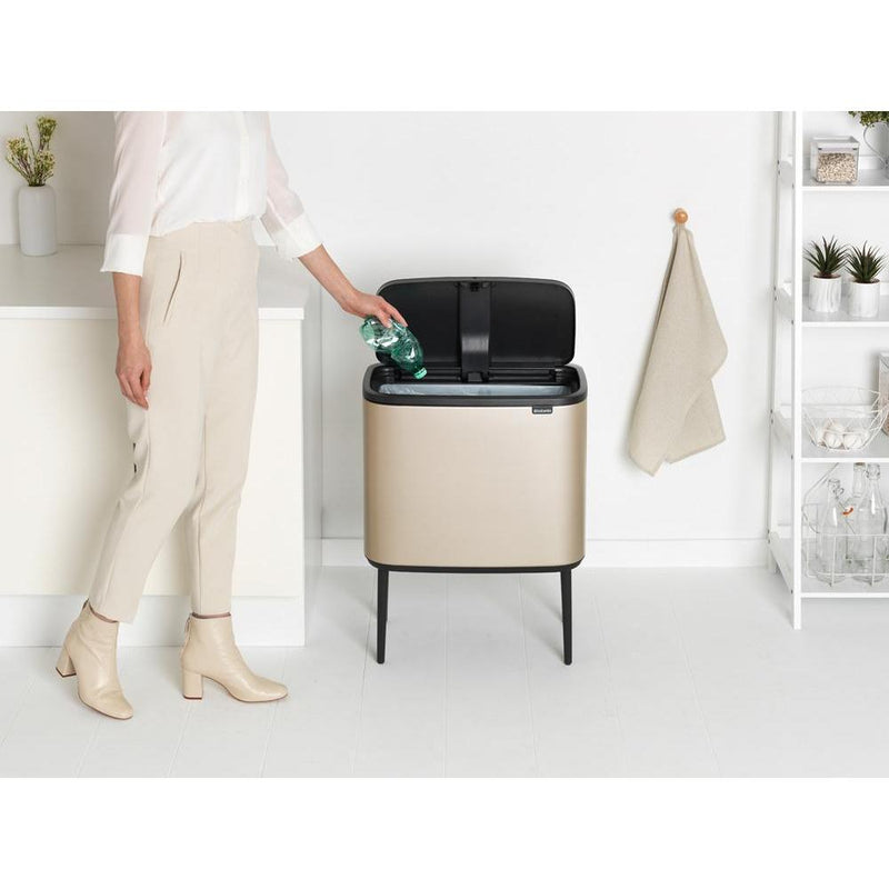 BRABANTIA BO TOUCH BIN AFVALEMMER 36 LITER MET KUNSTSTOF BINNENEMMER CHAMPAGNE-BRABANTIA NEDERLAND B.V.-Bouwhof shop (6207477579952)