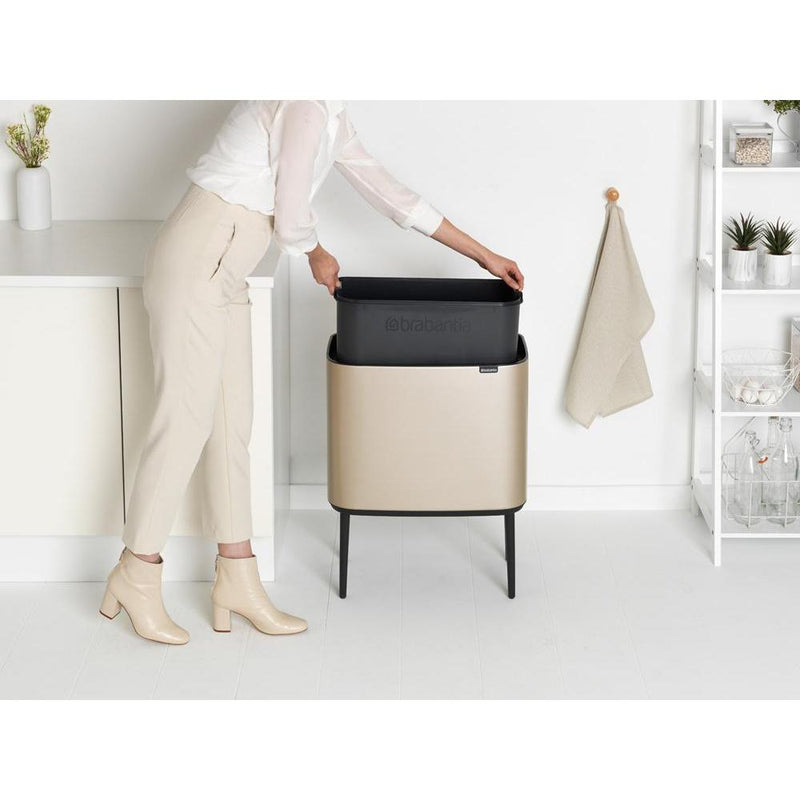 BRABANTIA BO TOUCH BIN AFVALEMMER 36 LITER MET KUNSTSTOF BINNENEMMER CHAMPAGNE-BRABANTIA NEDERLAND B.V.-Bouwhof shop (6207477579952)