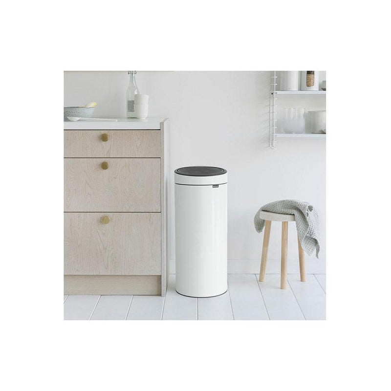 Brabantia touch bin afvalemmer 30 ltr. White-BRABANTIA NEDERLAND B.V.-Bouwhof shop (6188527911088)